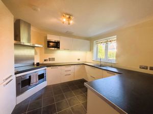 Kitchen- click for photo gallery